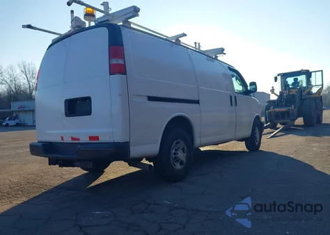 2017 Chevrolet Express 2500 Work Van from USA, damaged, VIN 1GCWGAFF2H1273647